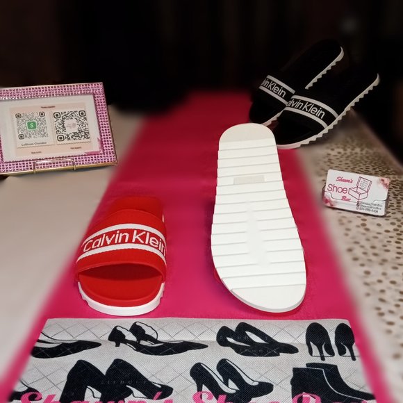 Pool Slide Sandal - Picture 4 of 4